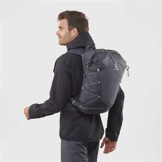 Black Men's Salomon XA 35 Backpacks | 504-GNWVDX
